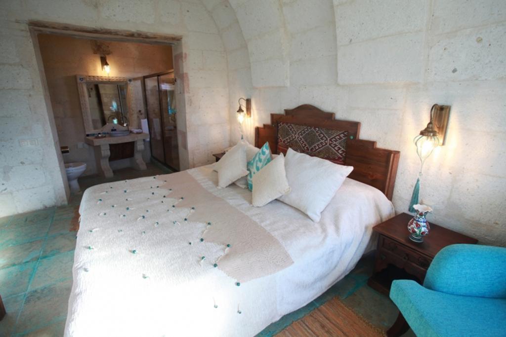 אורגופ Blue Valley Cave Hotel חדר תמונה