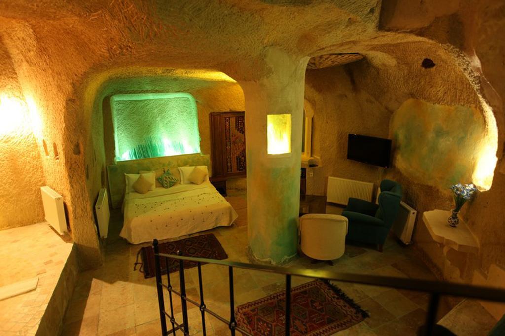 אורגופ Blue Valley Cave Hotel מראה חיצוני תמונה