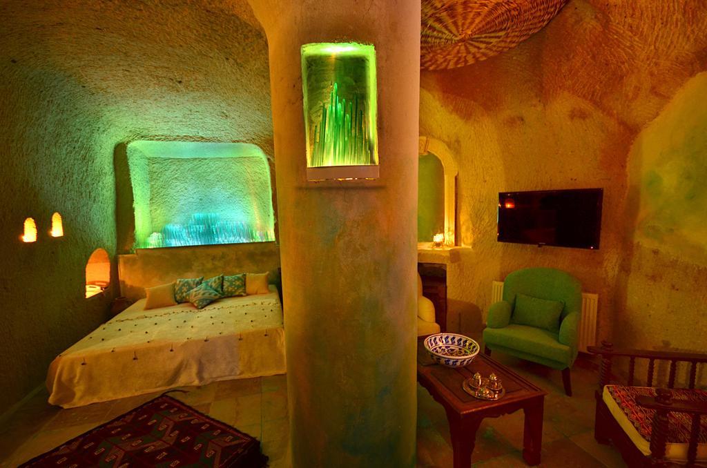 אורגופ Blue Valley Cave Hotel חדר תמונה